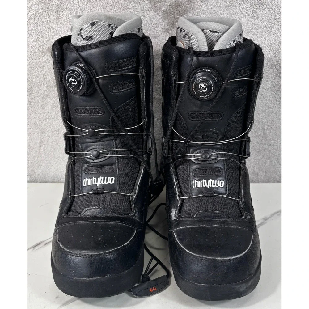 ThirtyTwo Snowboard Boots Men 9 Black Good Dual BOA Lacing All-Mountain Gear
